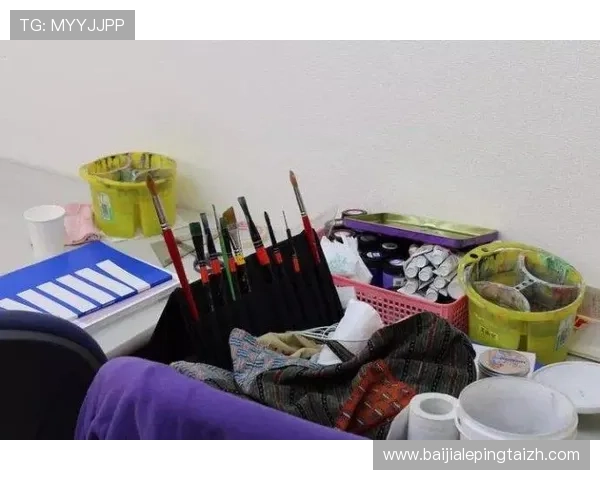 比较ku真人版与动画版的差异分析带你全面理解两者之间的艺术表现